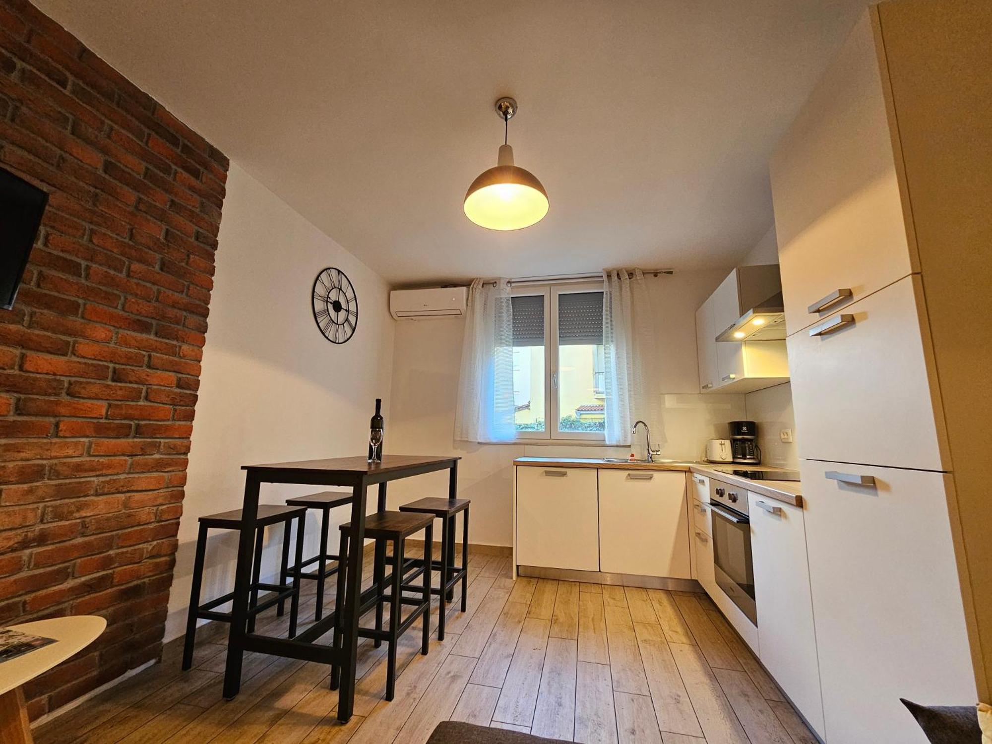 Deluxe Apartment Near The Bridge Задар Екстериор снимка