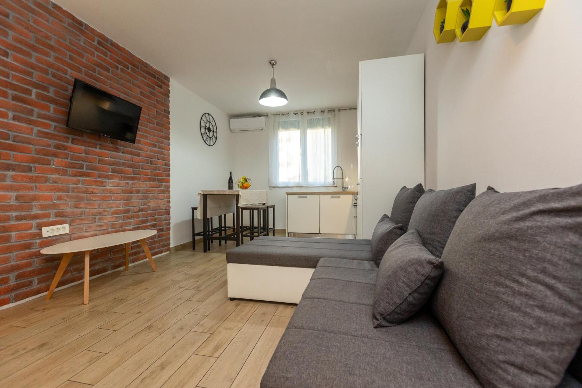 Deluxe Apartment Near The Bridge Задар Екстериор снимка