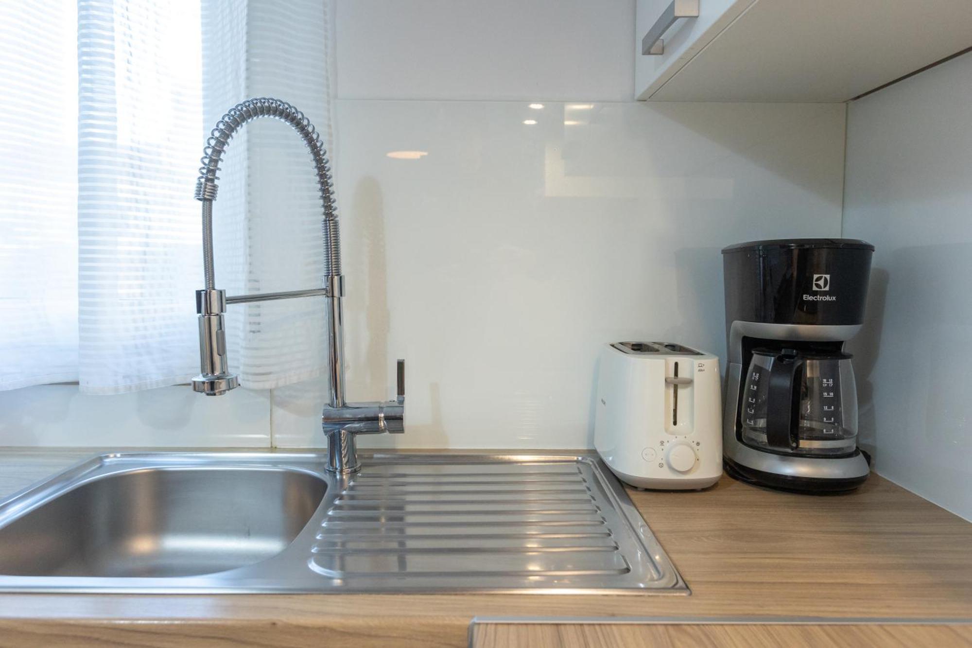 Deluxe Apartment Near The Bridge Задар Екстериор снимка