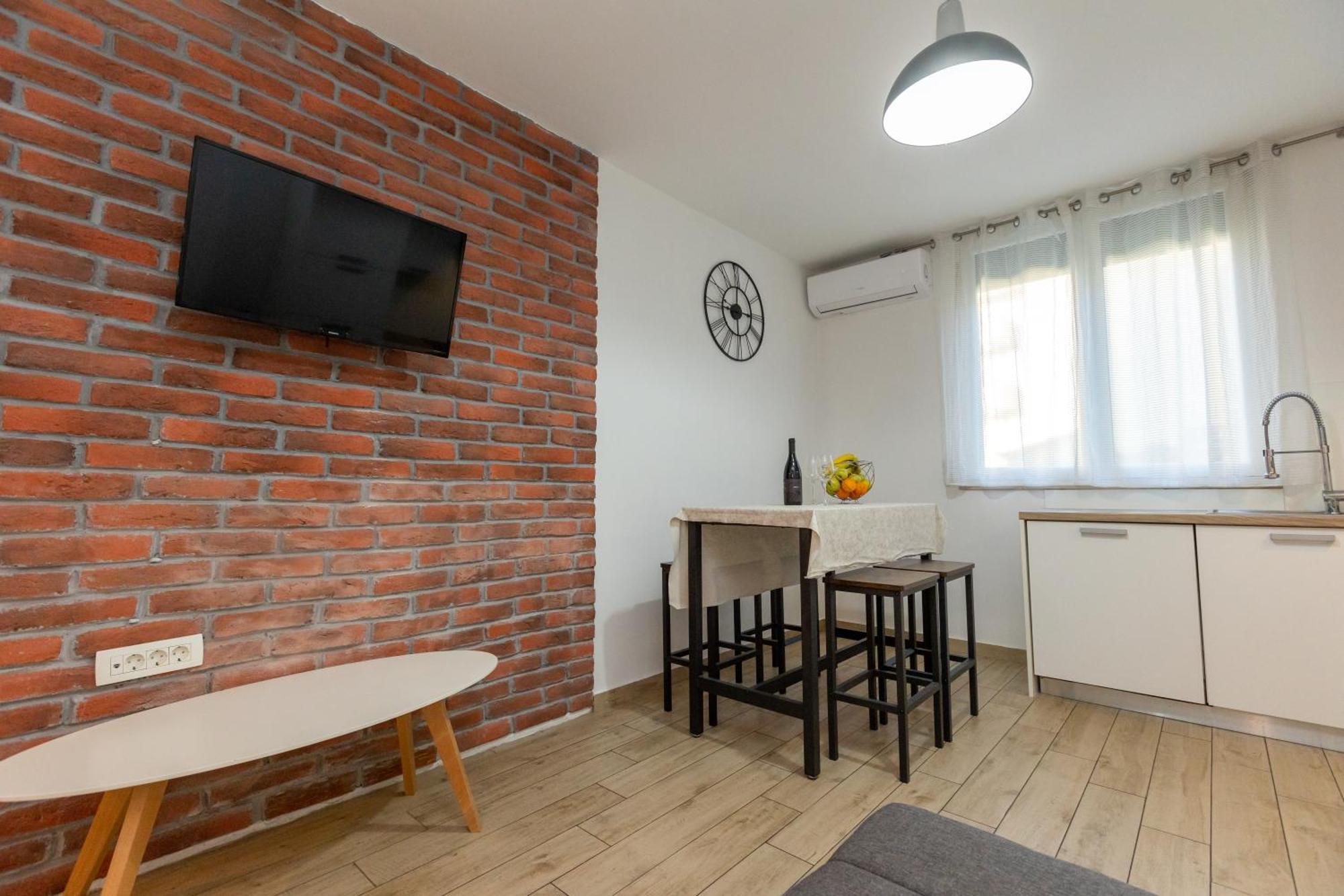 Deluxe Apartment Near The Bridge Задар Екстериор снимка